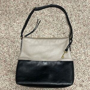 Fossil purse